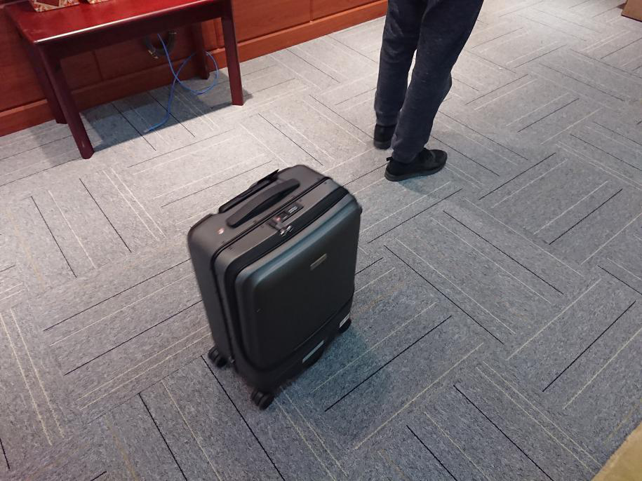 Airwheel SR5 Self-driving Suitcase