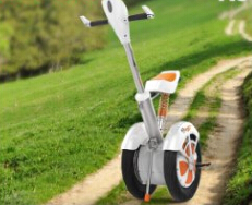 Airwheel no trata de sustituir a los automóviles o caminar. 